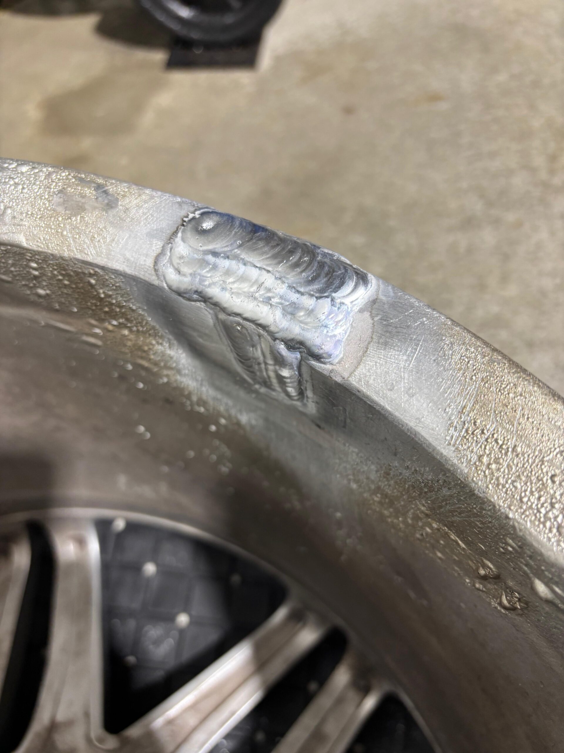 gbrotec-aluminium schweißen-alu schweißen-aluguss schweißen-felgen schweißen-felgen reparatur-wig schweißen-aluminium schweißtechnik-reparatur schweißen aluminium-aluminiumguss schweißen