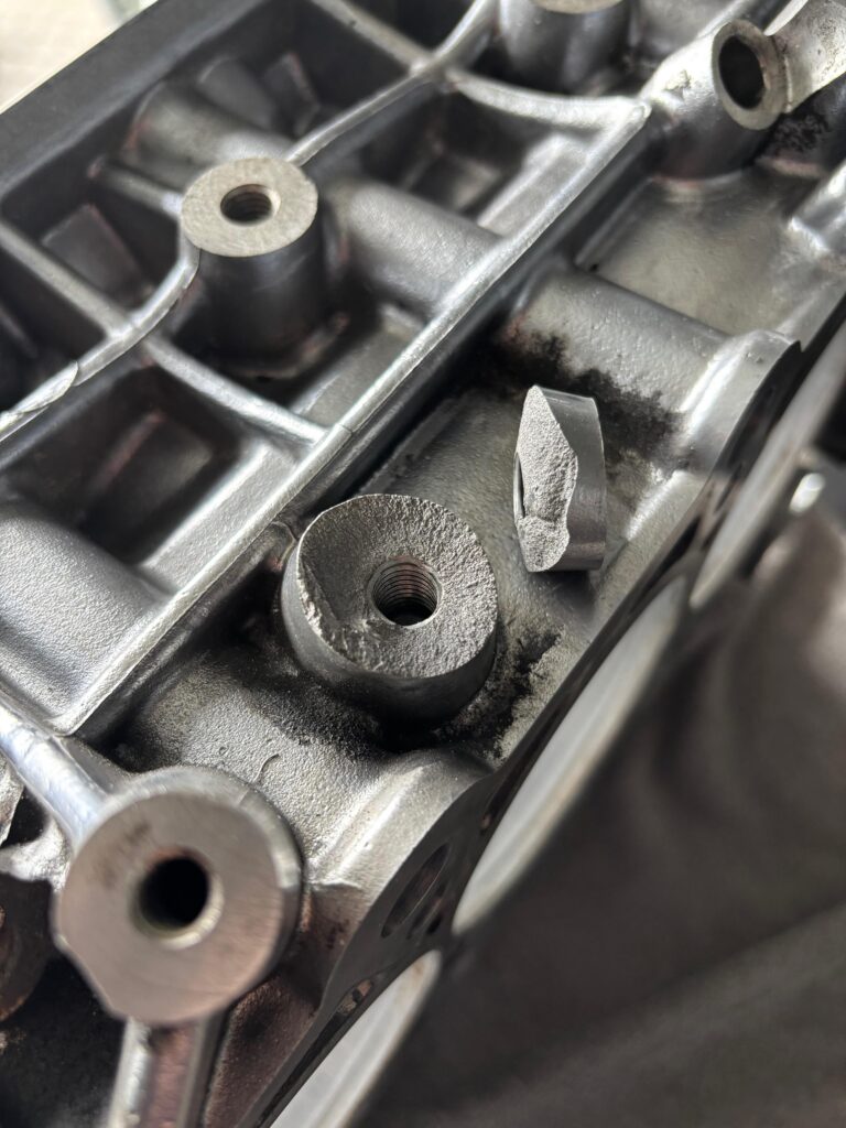 gbrotec-aluminium schweißen-alu schweißen-motorblock schweißen-aluminium motorblock schweißen-reparatur schweißen-wig schweißen-aluminium schweißtechnik-reparatur schweißen aluminium-aluminiumguss, getriebe schweißen, getriebegehäuse schweißen,