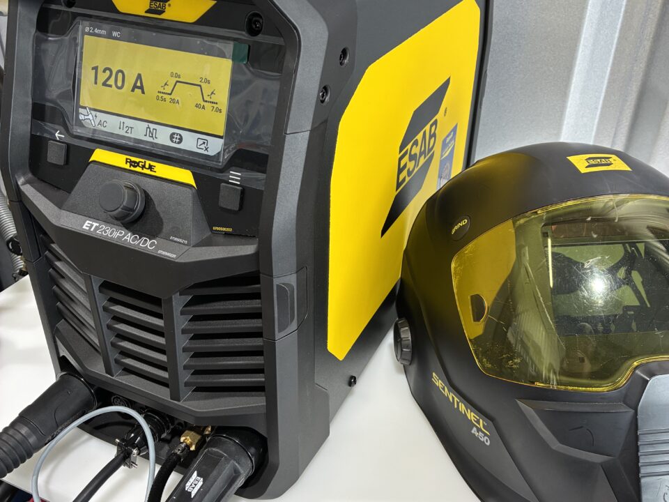 gbrotec metallverarbeitung, esab schweissgeraet, acdc schweissgeraet, esab rogue et 230ip acdc, alu schweissen, aluguss schweissen, aluminum schweissen, zylinderkopf schweissen, alu reparatur, reparatur schweissen.jpeg
